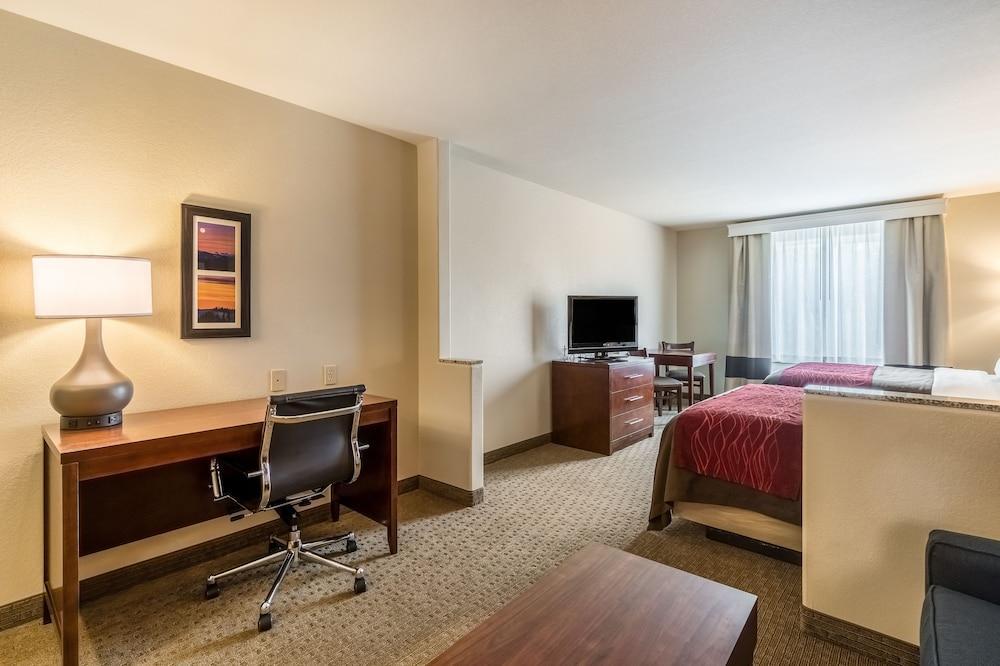 Comfort Inn & Suites Rifle Extérieur photo