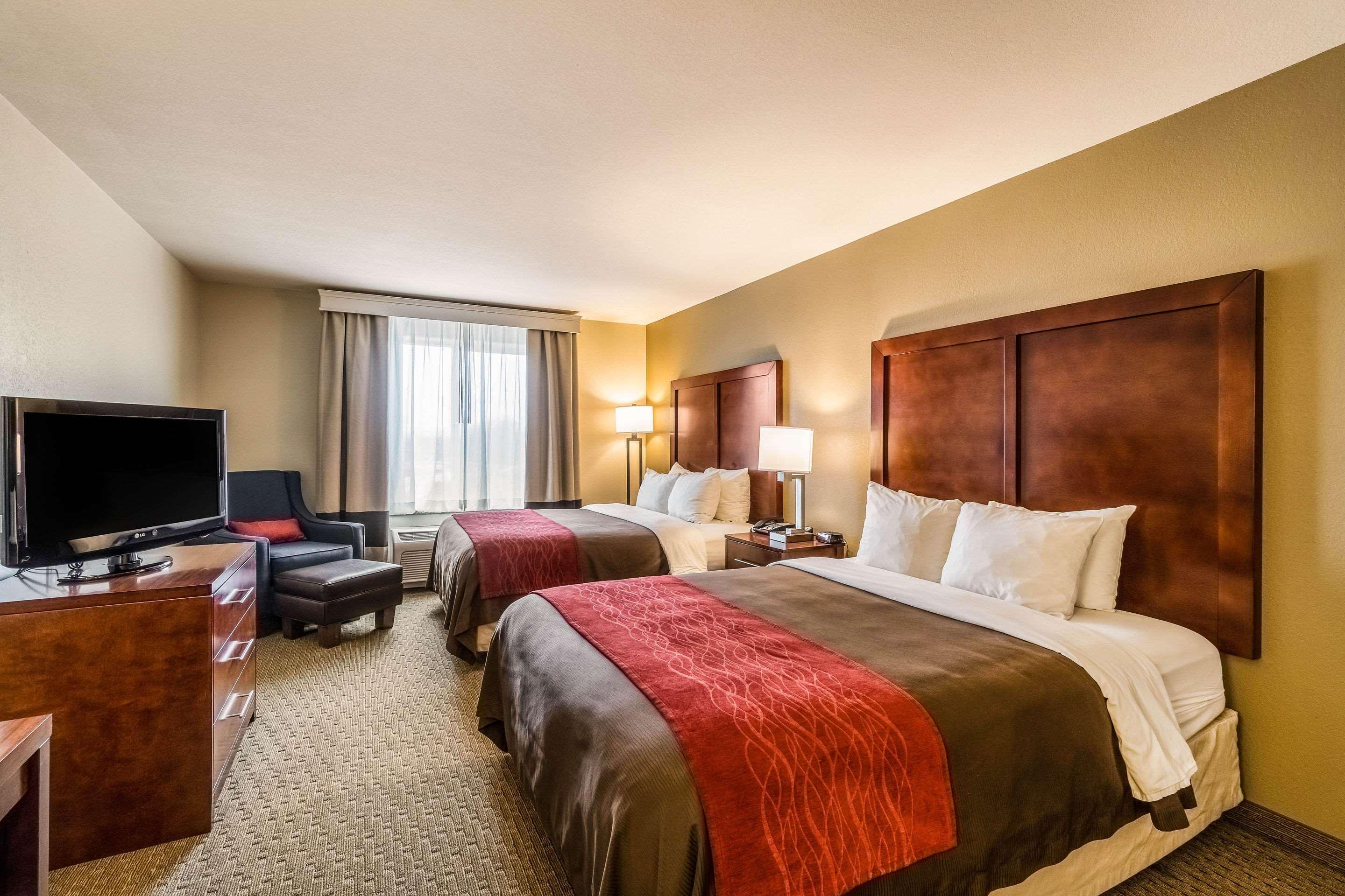 Comfort Inn & Suites Rifle Extérieur photo
