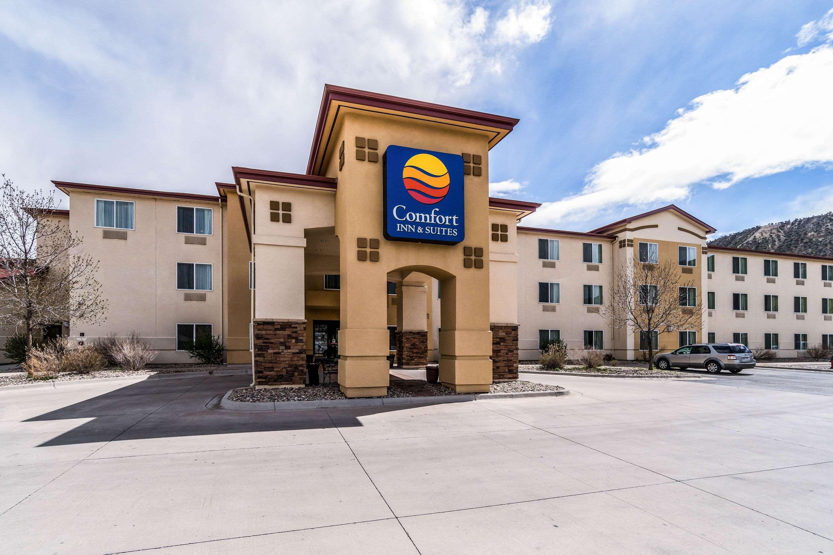 Comfort Inn & Suites Rifle Extérieur photo