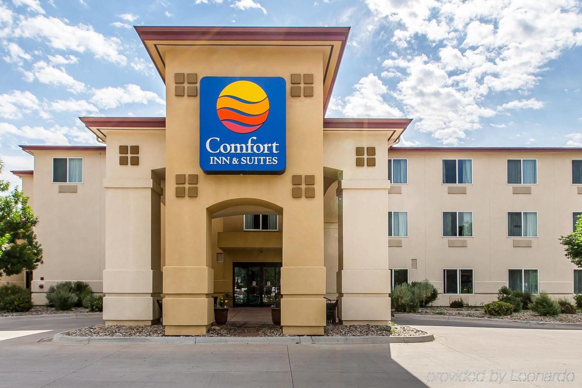 Comfort Inn & Suites Rifle Extérieur photo
