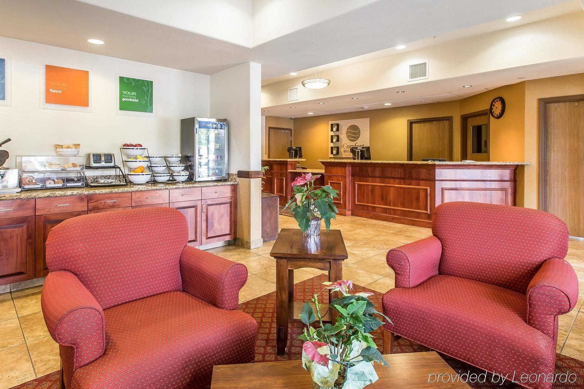 Comfort Inn & Suites Rifle Extérieur photo
