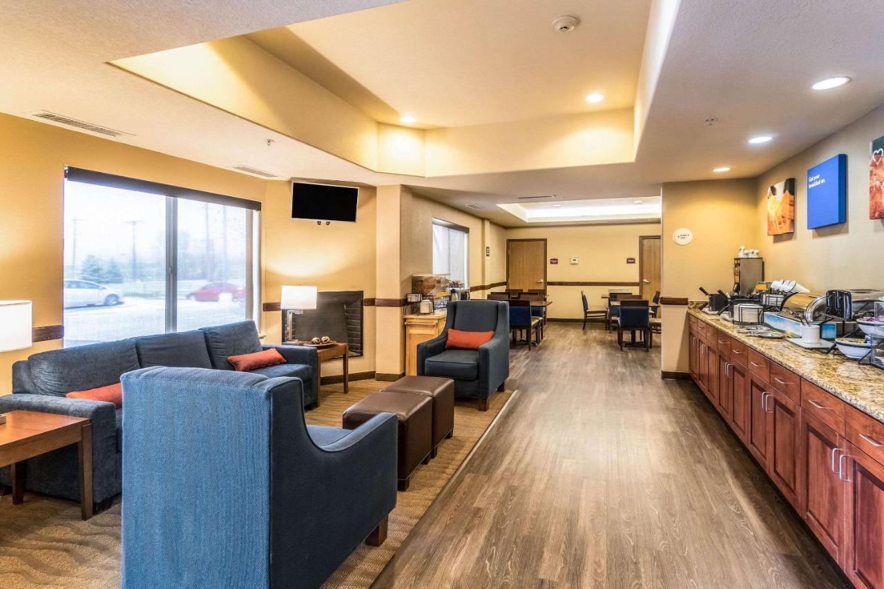 Comfort Inn & Suites Rifle Extérieur photo